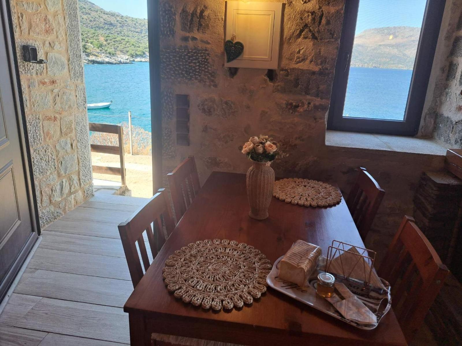 Villa Lagkadaki Sea View Argilia Exterior photo